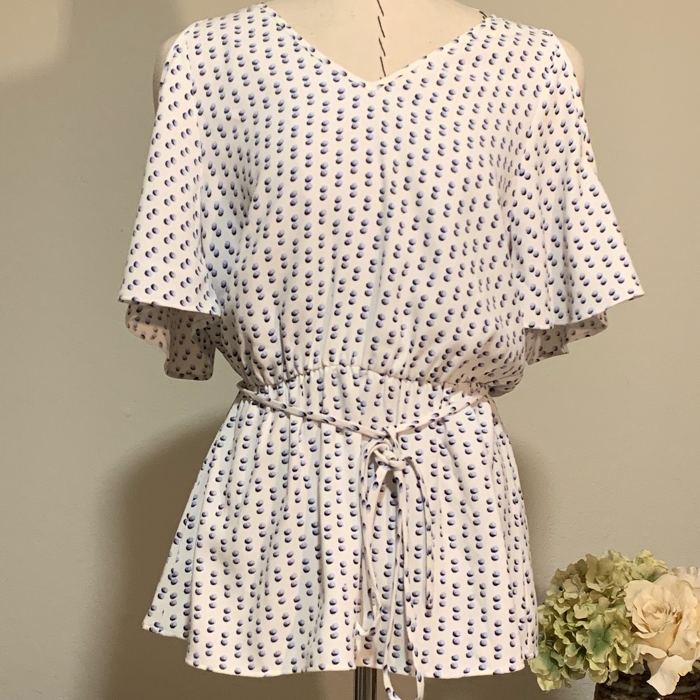 Ann Taylor Blouse with Tie. Size S. EUC